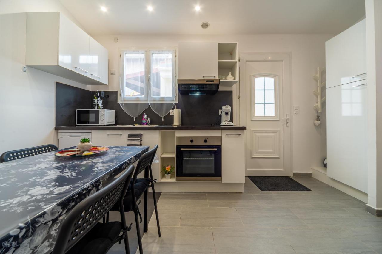 La Serenade - Appartements Confort Avec Terrasse Montreuil  Exterior foto